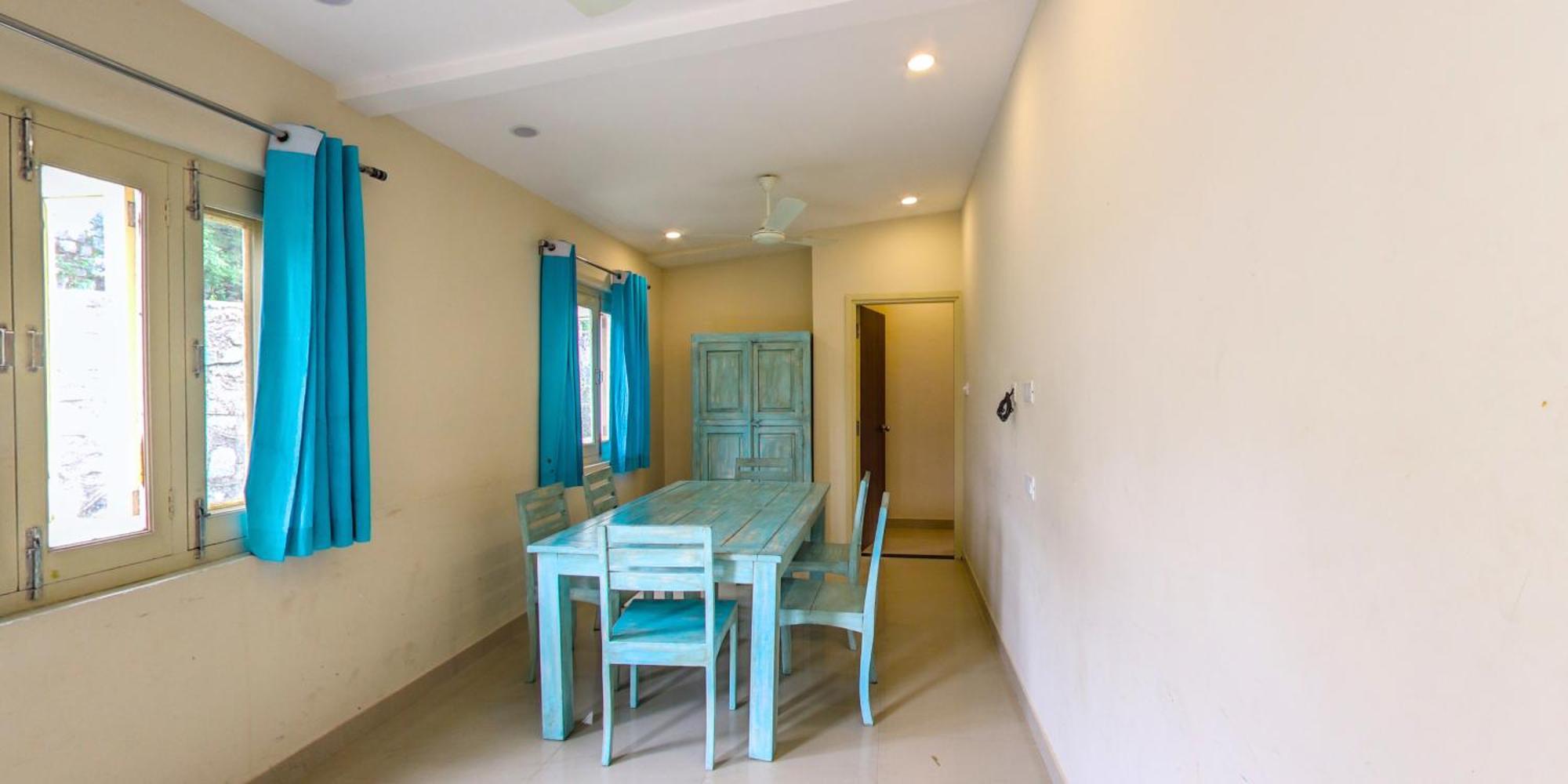 לינה וארוחת בוקר Shikhar Bunglow - A Stunning Valley View Bungalow In מאונט אבו מראה חיצוני תמונה