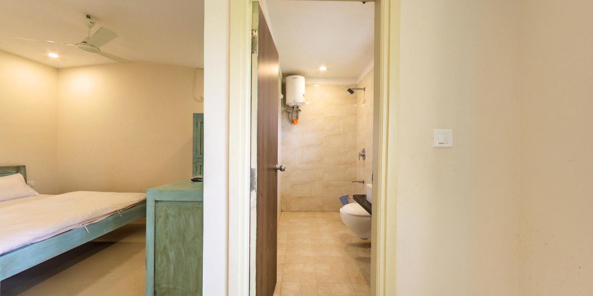 לינה וארוחת בוקר Shikhar Bunglow - A Stunning Valley View Bungalow In מאונט אבו מראה חיצוני תמונה